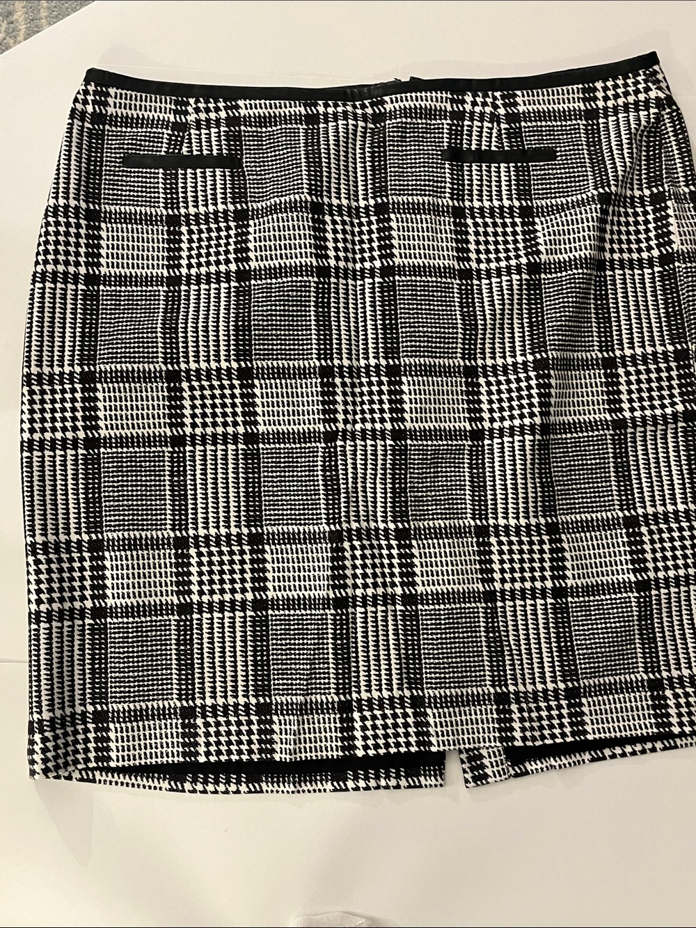 Talbots Black & White Plaid Pencil Skirt - Classic Women's Skirt. 16W
